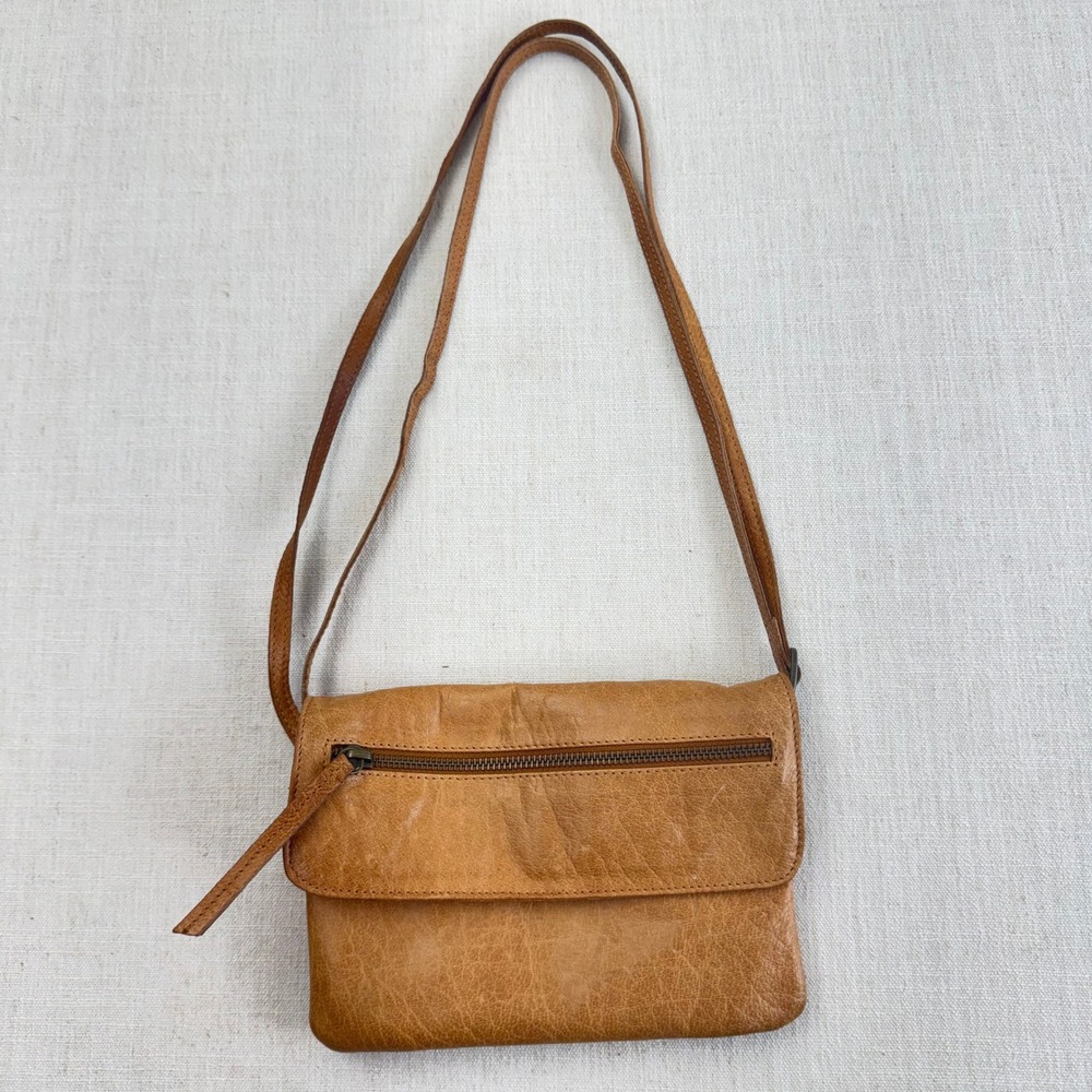 Day & Mood Hazel Crossbody Bag Cognac Tan Leather Small Messenger Flap Purse